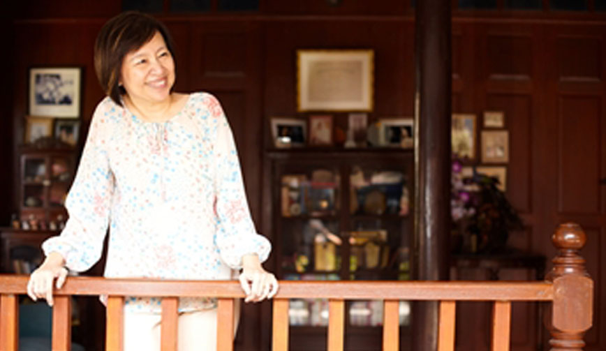นันทพร ศานติเกษม