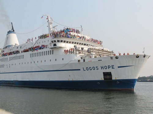 เปิดใจลูกเรือ Logos Hope เรือเปลี่ยนชีวิต 