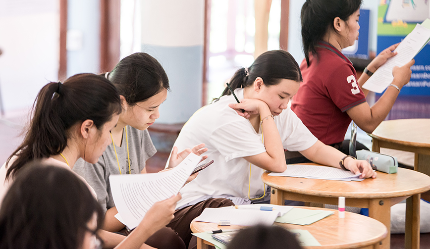ค่ายวรรณกรรมออนไลน์ 'นิวนอร์มอล'เวทีนักวิจารณ์